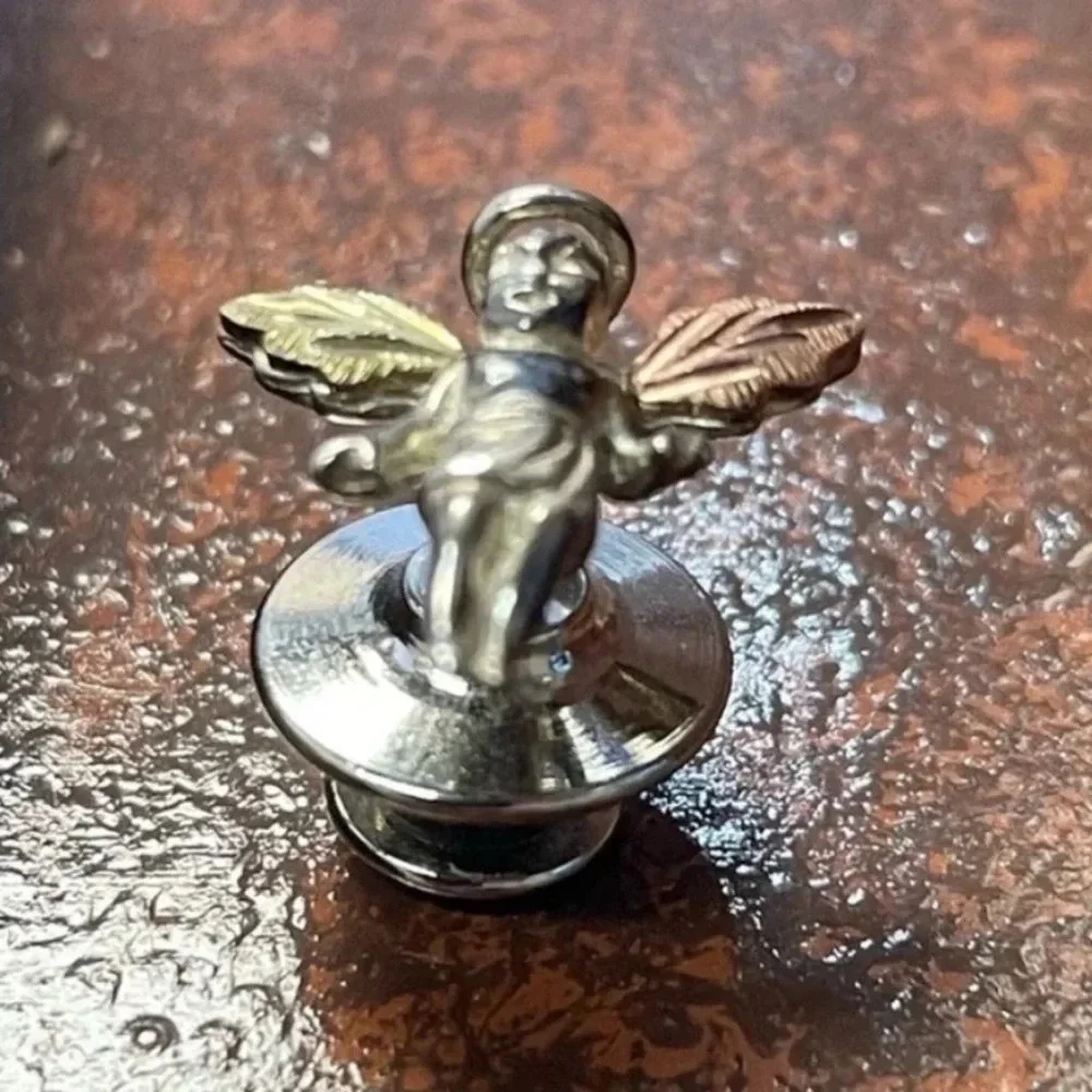 Vintage Black Hills Gold Angel pin.